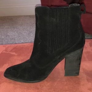 Ladies black bootie